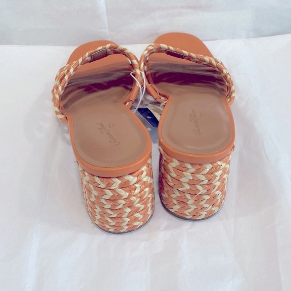 Women's Rachel Heel Mules - Universal Thread Tan Size 8 - Picture 6 of 8